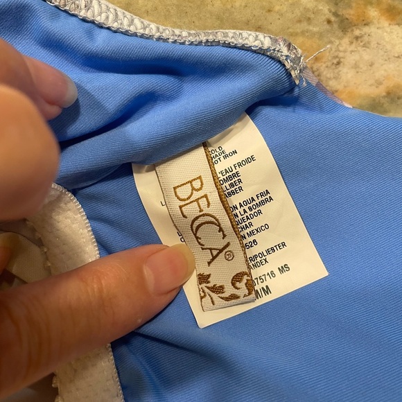 Becca NWOT floral ruffled one-piece swimsuit - medium - Picture 6 of 7